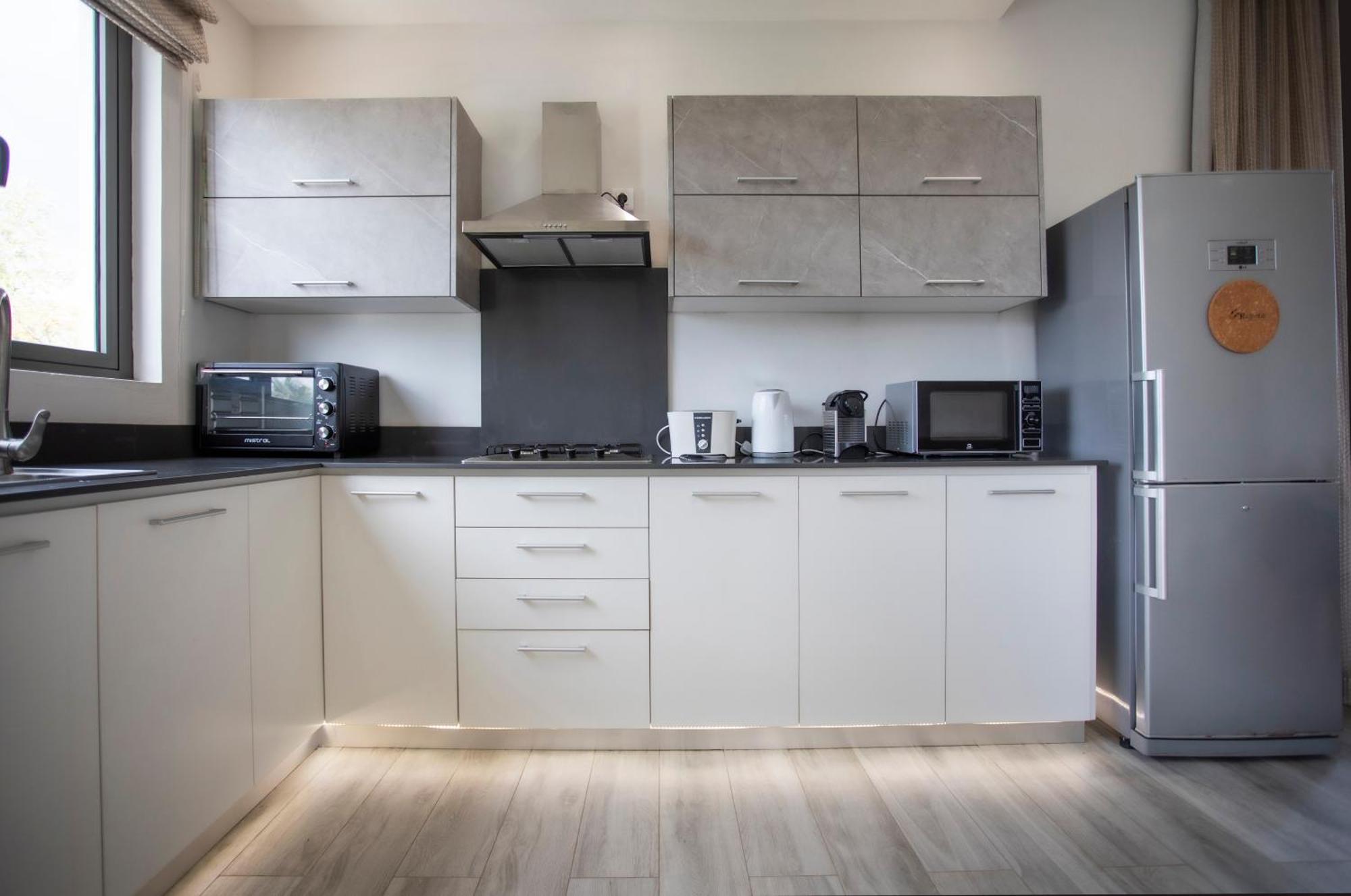 Mayfair Condo In Pereybere Pereybere Beach Bagian luar foto